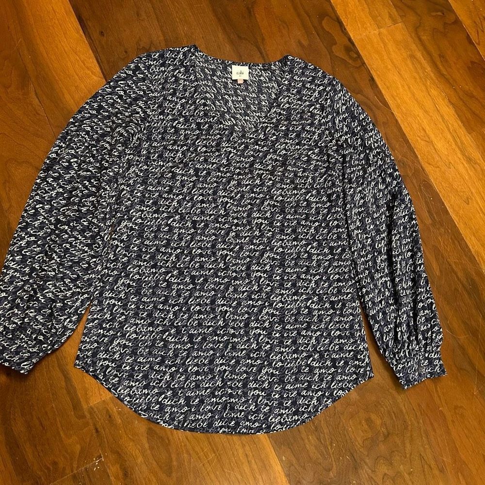 Cabi women’s Te Amo Love Bishop Sleeve top size XS Style 5336